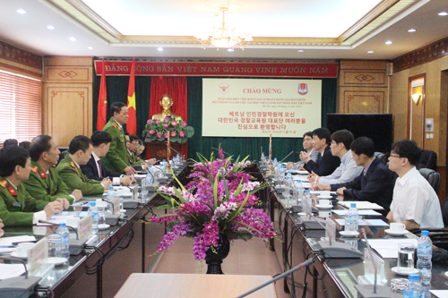 Viện Đào tạo Cảnh sát Hàn Quốc thăm và làm việc tại Êv88 chào đón năm mới 2026